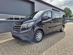 Tenebroschwarz Neu 2025 Renault Trafic Evolution Van | 38.180 € (Fairer Preis)