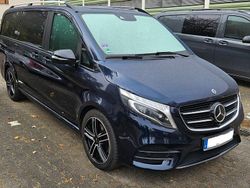 Blau Gebraucht 2018 Mercedes V250 Avantgarde Edition Van / Kleinbus | 45.000 € (Teuer)