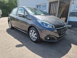 Silber Gebraucht 2017 Peugeot 208 Active Kleinwagen | 6.990 € (Fairer Preis)