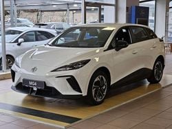 Doverwhite Gebraucht 2024 MG MG4 EV Kleinwagen | 18.490 € (Fairer Preis)