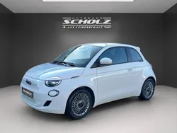 Weiß Gebraucht 2022 Fiat 500e Icon Kleinwagen | 19.900 €