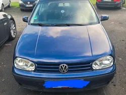 Blau Gebraucht 2003 VW Golf IV Kleinwagen | 1.250 € (Guter Preis)