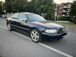 Blau Gebraucht 2001 Audi A8 Limousine | 7.999 € (Teuer)