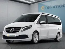 Weiß Gebraucht 2024 Mercedes V220 Van / Kleinbus | 80.299 €