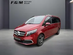 Hyazinthrot Gebraucht 2023 Mercedes V300 Avantgarde Edition Van / Kleinbus | 71.970 € (Teuer)