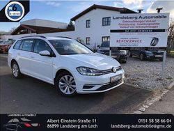 Pure white Gebraucht 2018 VW Golf VII Comfortline Kombi | 15.990 €