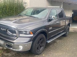 Grau Gebraucht 2016 RAM 1500 Abholung | 25.999 €