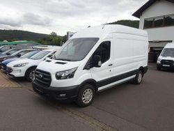 Weiß Gebraucht 2023 Ford Transit Trend Van / Kleinbus | 27.490 € (Guter Preis)