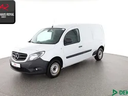Weiß Gebraucht 2019 Mercedes Citan 111 Van / Kleinbus | 13.880 € (Etwas zu teuer)