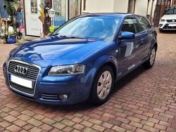Blau Gebraucht 2005 Audi A3 Ambition Limousine | 2.499 € (Guter Preis)