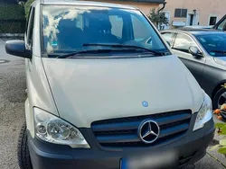 Grau Gebraucht 2011 Mercedes Vito Van / Kleinbus | 9.900 €