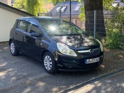 Schwarz Gebraucht 2009 Opel Corsa Limousine | 2.500 € (Guter Preis)