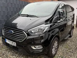 Schwarz Gebraucht 2019 Ford Tourneo Custom Titanium X Van / Kleinbus | 28.000 € (Superpreis)