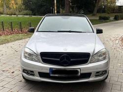 Gebraucht 2008 Mercedes C220 Classic Limousine | 6.200 € (Etwas zu teuer)