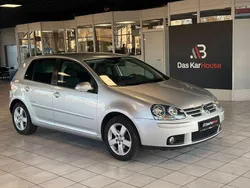 Silber Gebraucht 2008 VW Golf V United Limousine | 4.260 € (Fairer Preis)
