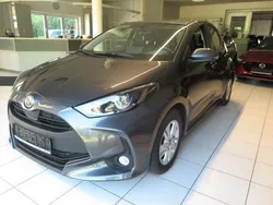 Grau Gebraucht 2022 Mazda 2 Limousine | 21.490 € (Fairer Preis)