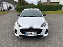 Northern white pearl Gebraucht 2024 Mazda 2 Homura-Line Limousine | 23.980 € (Fairer Preis)