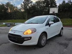 Weiß Gebraucht 2011 Fiat Punto Evo Kleinwagen | 2.990 € (Fairer Preis)