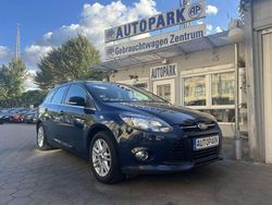 Blau Gebraucht 2012 Ford Focus Kombi | 6.400 € (Etwas zu teuer)