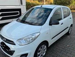 Weiß Gebraucht 2013 Hyundai i10 Edition Kleinwagen | 3.400 € (Fairer Preis)
