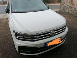 Weiß Gebraucht 2019 VW Tiguan Allspace SUV | 25.500 € (Etwas zu teuer)