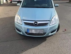 Blau Gebraucht 2009 Opel Zafira Van / Kleinbus | 2.300 € (Fairer Preis)