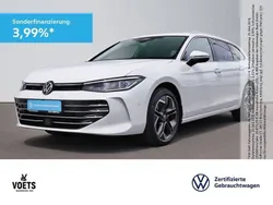 Weiß Gebraucht 2024 VW Passat Elegance Kombi | 39.980 € (Teuer)