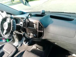 Silber Gebraucht 2019 Mercedes Vito Van / Kleinbus | 16.000 €