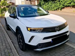 Weiß Gebraucht 2022 Opel Mokka Elegance SUV | 22.200 € (Fairer Preis)