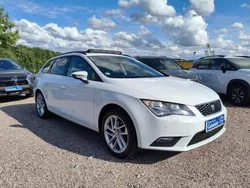 Weiß Gebraucht 2016 Seat Leon ST Style Kombi | 11.450 € (Fairer Preis)