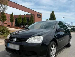 Schwarz Gebraucht 2005 VW Golf V Kleinwagen | 1.850 € (Guter Preis)