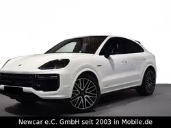 Weiß Neu 2025 Porsche Cayenne Turbo E-Hybrid SUV | 197.530 € (Guter Preis)