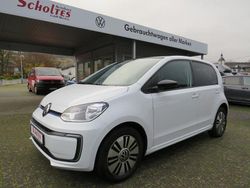 Pure white Gebraucht 2021 VW e-up! Kleinwagen | 13.980 € (Fairer Preis)