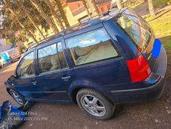 Blau Gebraucht 2004 VW Golf IV Kombi | 400 € (Superpreis)