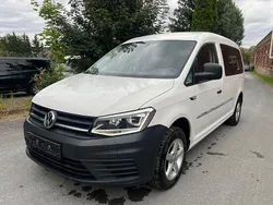 Weiß Gebraucht 2018 VW Caddy Maxi Van / Kleinbus | 21.600 €