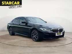 Black sapphire metallic Gebraucht 2023 BMW 530e M Sport Limousine | 52.770 €