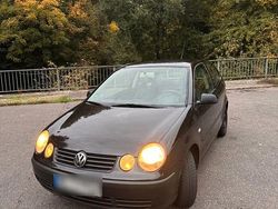 Schwarz Gebraucht 2004 VW Polo Basis Limousine | 2.100 € (Fairer Preis)