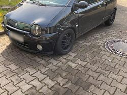 Schwarz Gebraucht 2003 Renault Twingo Kleinwagen | 950 € (Fairer Preis)