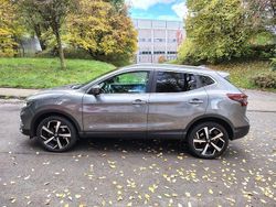 Grau Gebraucht 2021 Nissan Qashqai Akari SUV | 21.500 € (Fairer Preis)