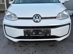 Weiß Gebraucht 2017 VW up! Kleinwagen | 7.999 € (Guter Preis)
