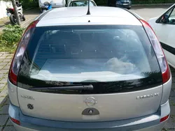 Silber Gebraucht 2001 Opel Corsa Kleinwagen | 1.200 €