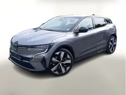 Schiefergrau metallic / schwarz Gebraucht 2023 Renault Mégane Techno Limousine | 28.040 € (Guter Preis)
