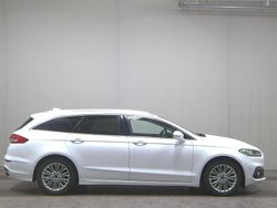 Weiss Gebraucht 2020 Ford Mondeo Titanium Limousine | 13.480 € (Superpreis)