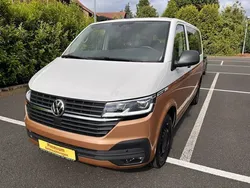 Orange, dach weiß Gebraucht 2021 VW T6.1 Van | 38.990 € (Superpreis)