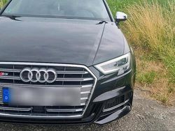 Schwarz Gebraucht 2020 Audi S3 Limousine | 28.999 € (Guter Preis)