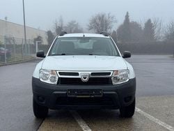 Weiß Gebraucht 2010 Dacia Duster Basis SUV | 4.990 € (Guter Preis)