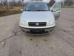 Silber Gebraucht 2006 Fiat Punto Dynamic Limousine | 2.200 € (Etwas zu teuer)