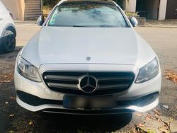 Silber Gebraucht 2017 Mercedes E220 Kombi | 16.900 € (Superpreis)