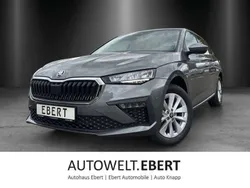 Blau Neu 2025 Skoda Scala Selection Kleinwagen | 30.890 € (Teuer)
