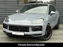Grau Gebraucht 2023 Porsche Cayenne S SUV | 119.590 € (Guter Preis)